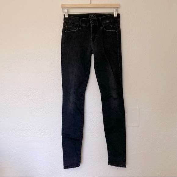MOTHER Denim - MOTHER The Looker in Nine Lives Jeans, Size 25